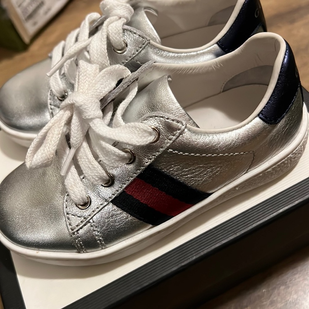 Kids gucci shoes